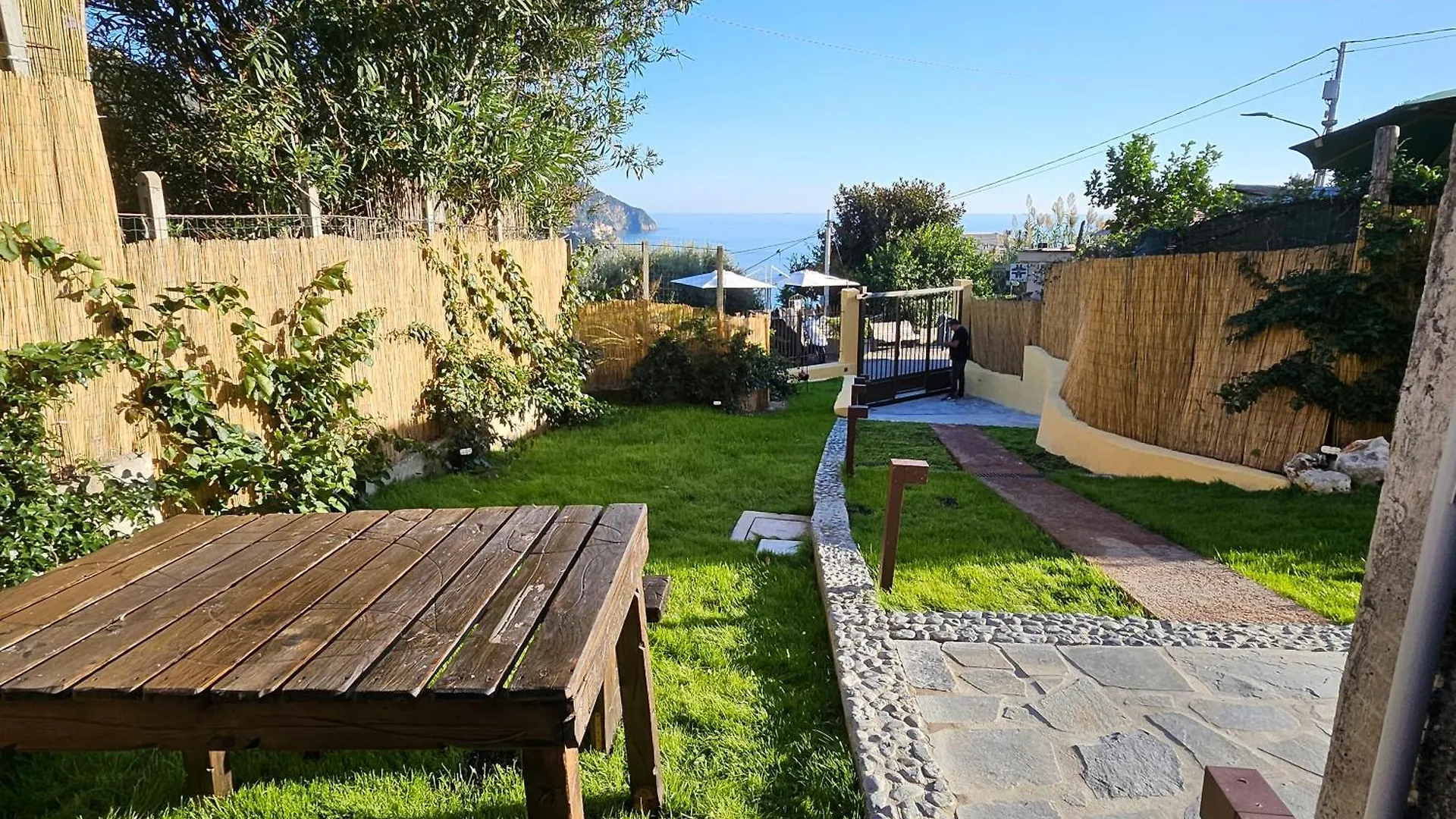 Hotel Amare Il Mare Affittacamere E Appartamenti Corniglia Itálie