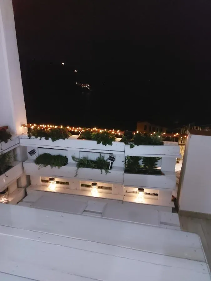 Amare Il Mare Affittacamere E Appartamenti Corniglia 0*,  Italien